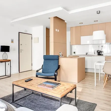 Modern 2 Bedroom In Estrela With Outside Terrace! Amazing For Families, Couples, Friends *